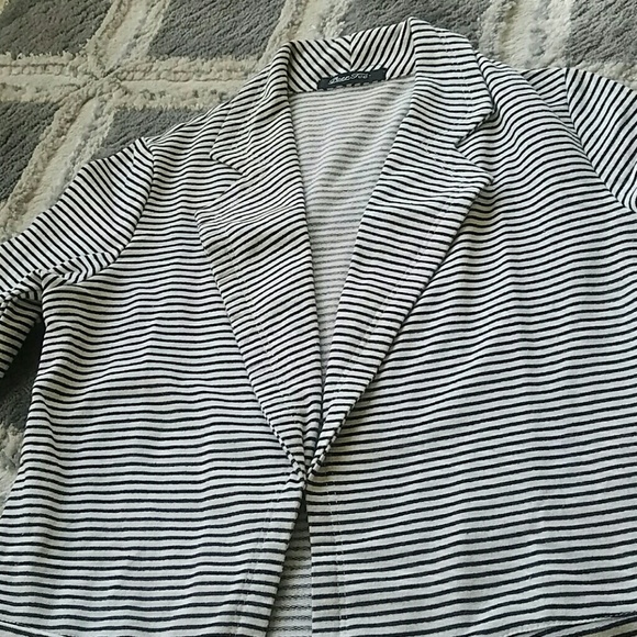 *Bundle Item* Open Front Striped Blazer - Picture 2 of 7